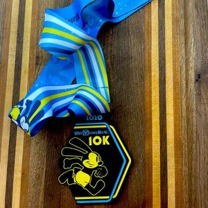 2020 RunDisney 10K medal